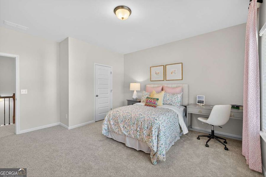 Furnished interior view inside a new home in Cobblestone Crossing Commons, Byron (Image 31). Furnished interior view inside a new home in Cobblestone Crossing Commons, Byron (Image 31).
