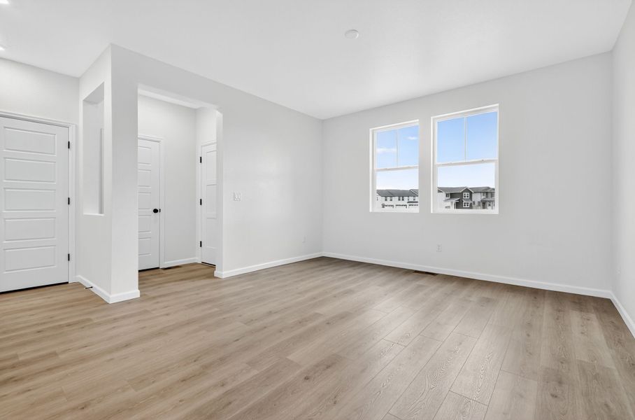 Spacious, unfurnished interior of a new home in Parterre Horizon Collection, Thornton (Image 9).