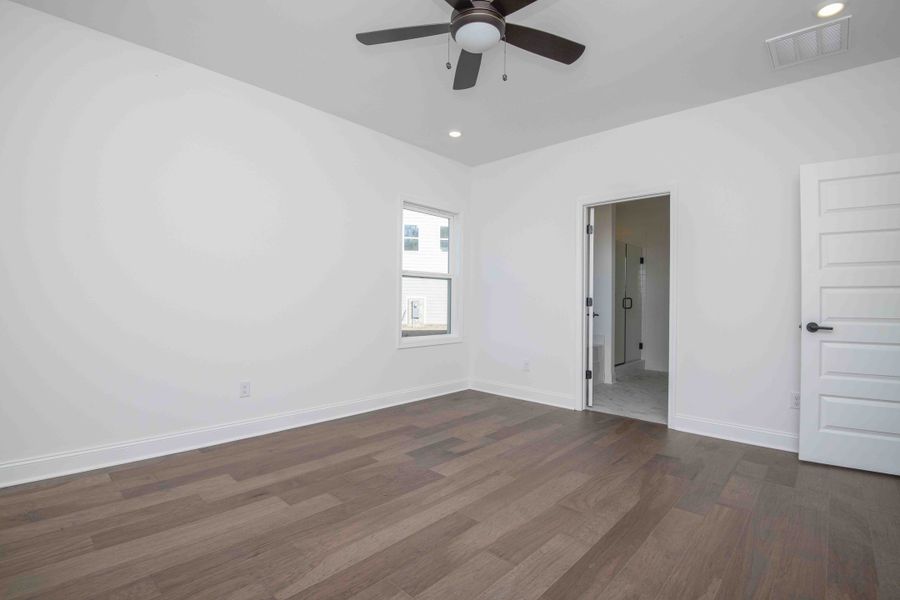 *Photo of example home. Selections and finishes may vary.