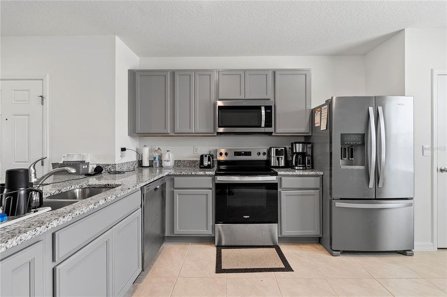 Furnished interior view inside a new home in , Apopka (Image 5).