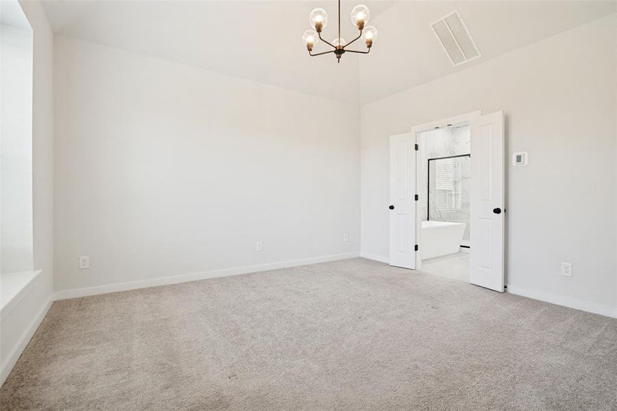 Spacious, unfurnished interior of a new home in , Mesquite (Image 16).