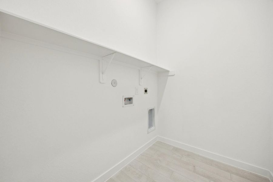 Spacious, unfurnished interior of a new home in Windcress, Cove (Image 22). Spacious, unfurnished interior of a new home in Windcress, Cove (Image 22).