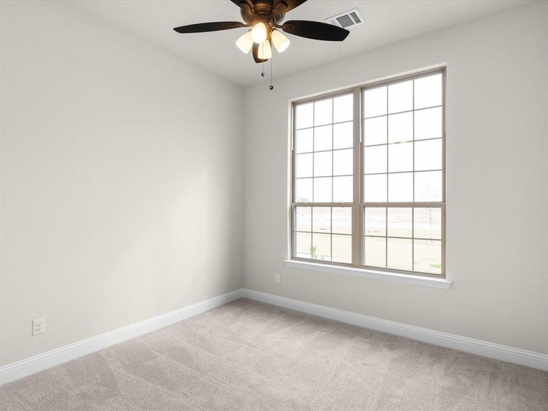 Spacious, unfurnished interior of a new home in , Waxahachie (Image 17).