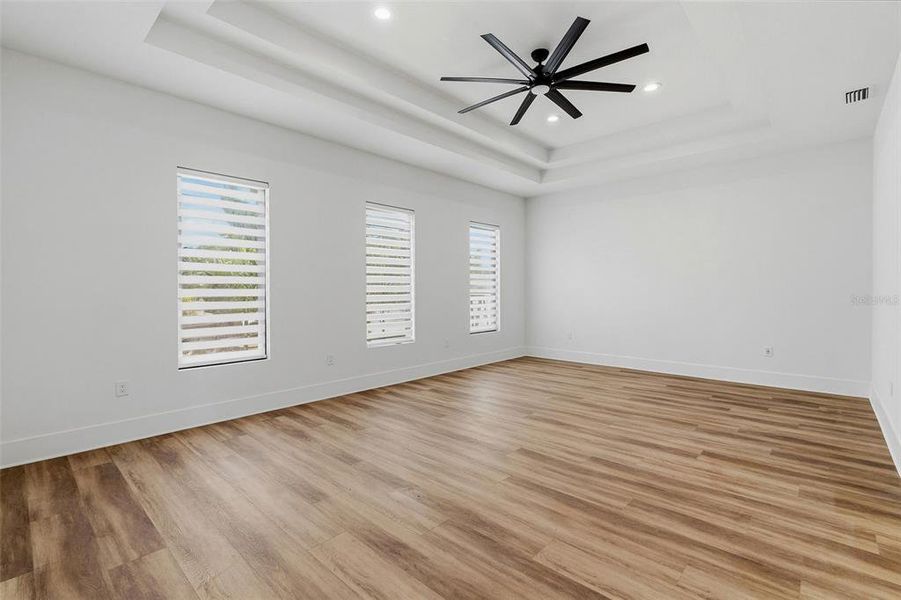 Spacious, unfurnished interior of a new home in , Tampa (Image 42). Spacious, unfurnished interior of a new home in , Tampa (Image 42).