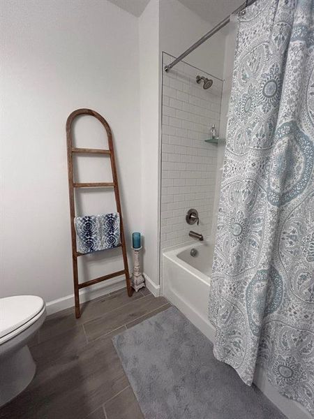 Furnished interior view inside a new home in Angeline Active Adult, Land O' Lakes (Image 5). Furnished interior view inside a new home in Angeline Active Adult, Land O' Lakes (Image 5).
