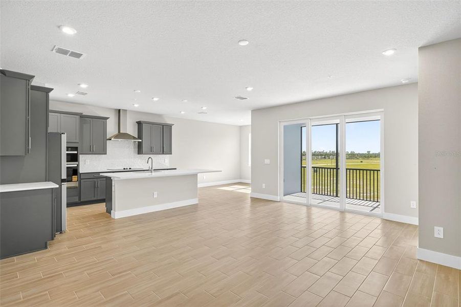 Spacious, unfurnished interior of a new home in Wellen Park, Venice (Image 21).