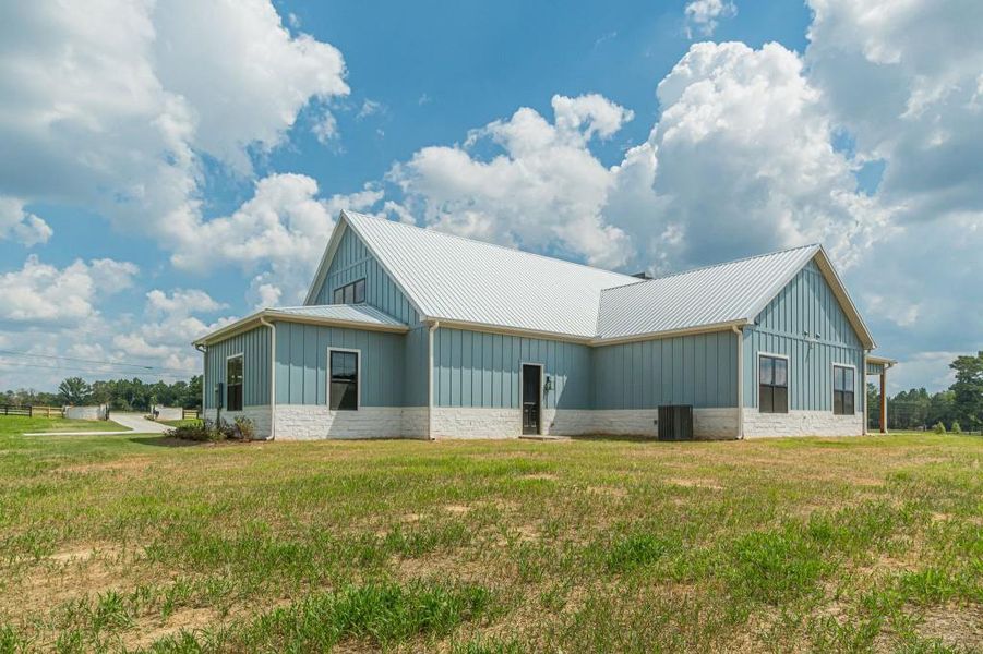 Front exterior of a new home in , Bremen, GA, highlighting curb appeal (Image 25).