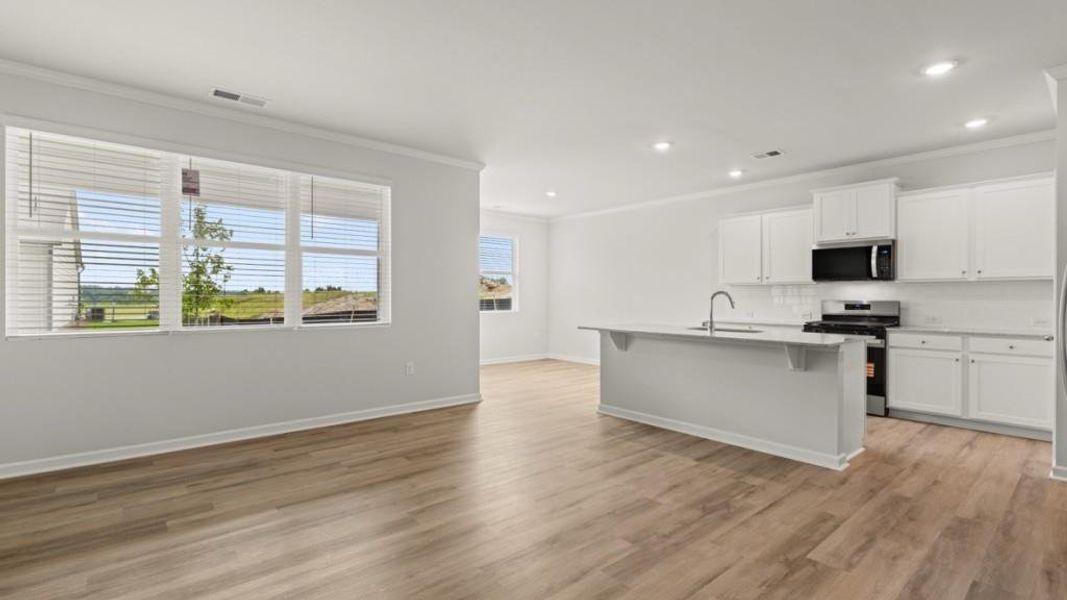 Spacious, unfurnished interior of a new home in Liberty Crossing, Braselton (Image 24).