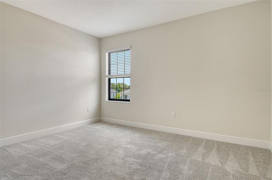 Spacious, unfurnished interior of a new home in Canoe Creek, Parrish (Image 22).