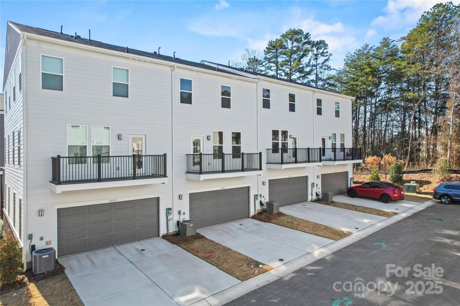 Exterior details and patio area of a home in Galloway Towns, Charlotte (Image 3).