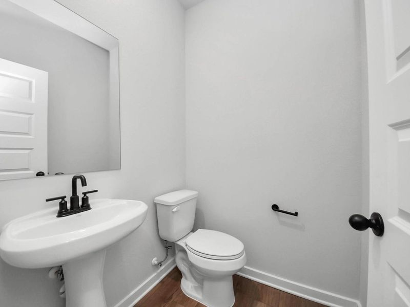 Furnished interior view inside a new home in River Ranch Meadows, Dayton (Image 4).
