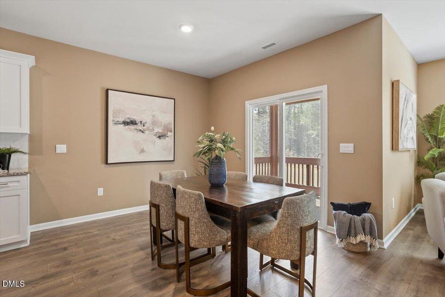 24-300 Babbling Crk Dr [2924539]_24