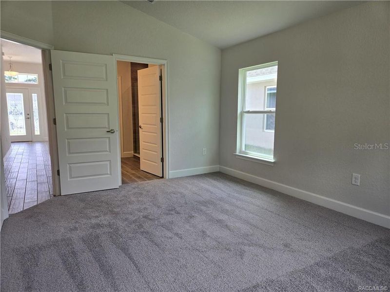 Spacious, unfurnished interior of a new home in Wyld Palms, Inverness (Image 18).