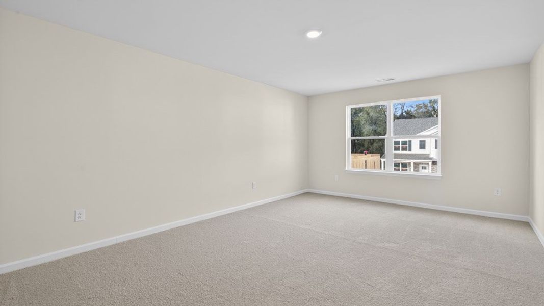 Spacious, unfurnished interior of a new home in Honeycutt Oaks, Angier (Image 23).