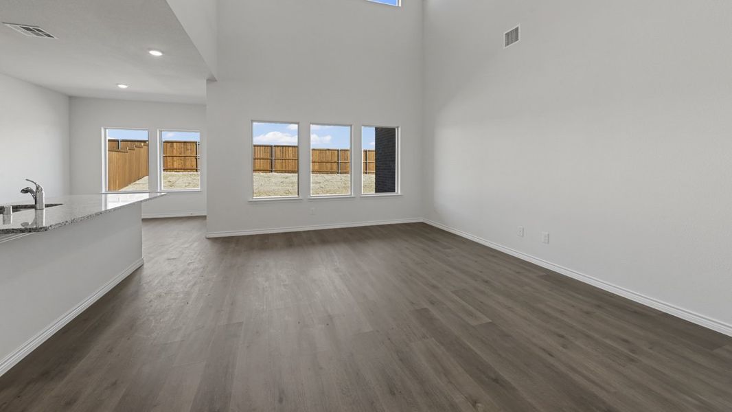 Representative unfurnished interior of a home built from the Tangerine by D.R. Horton in Bel Air Village, Sherman (Image 11).