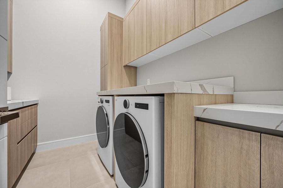 Laundry/Mudroom
