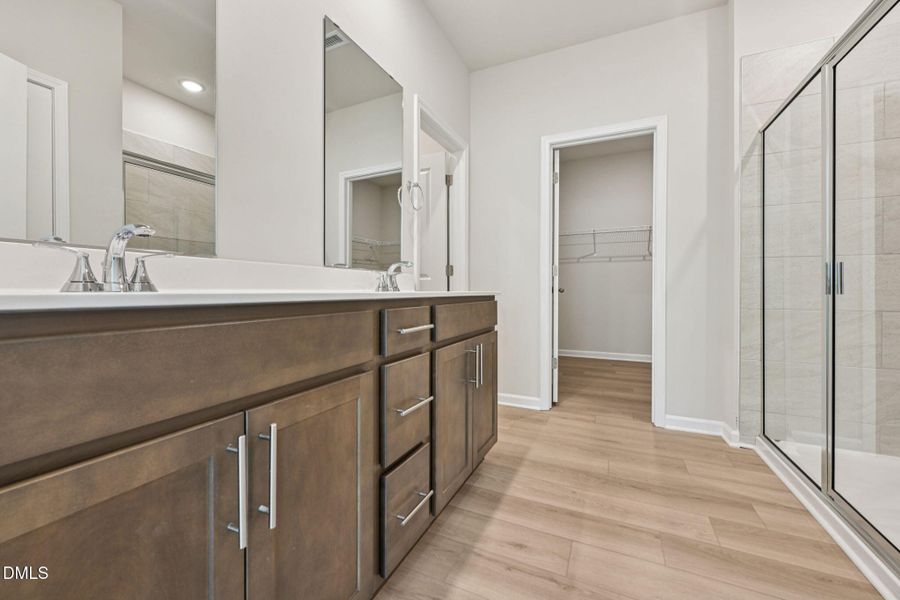 24-web-or-mls-Raleigh - Oak Manor - 749