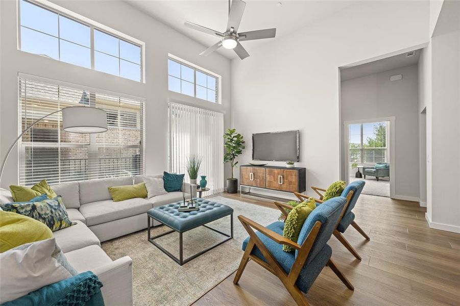 2621 St Helena- Living Room-2 2621 St Helena- Living Room-2