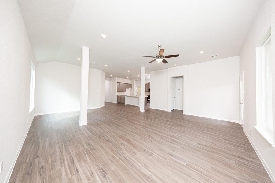 Photos are a representation of the floor plan. Options and interior selections will vary. Photos are a representation of the floor plan. Options and interior selections will vary.