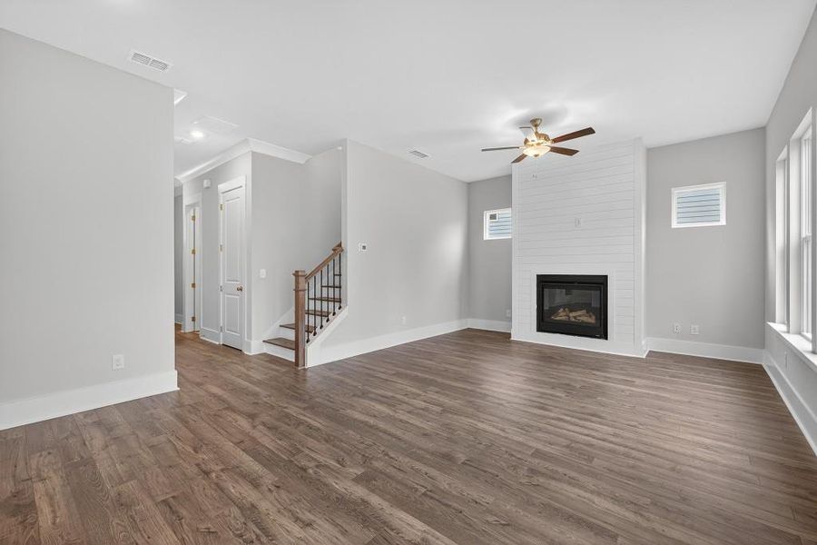 Spacious, unfurnished interior of a new home in Red Bird Manor, Jefferson (Image 20).