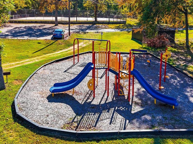 Community amenities in , Trinidad (Image 31). Community amenities in , Trinidad (Image 31).