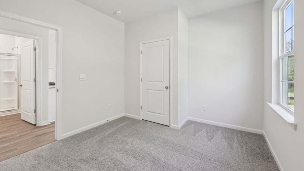 Spacious, unfurnished interior of a new home in Cline Village, Conover (Image 15).