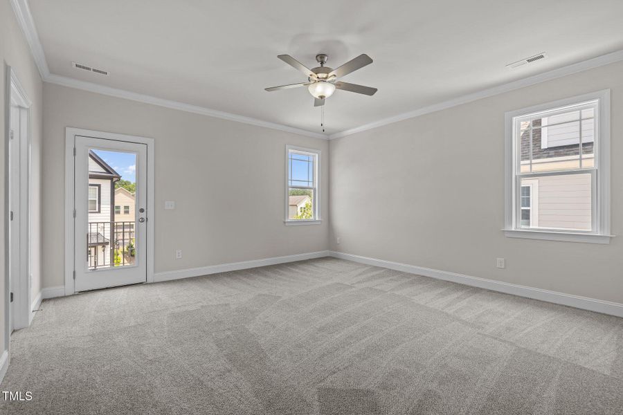 24-web-or-mls-5Z8A4099 24-web-or-mls-5Z8A4099