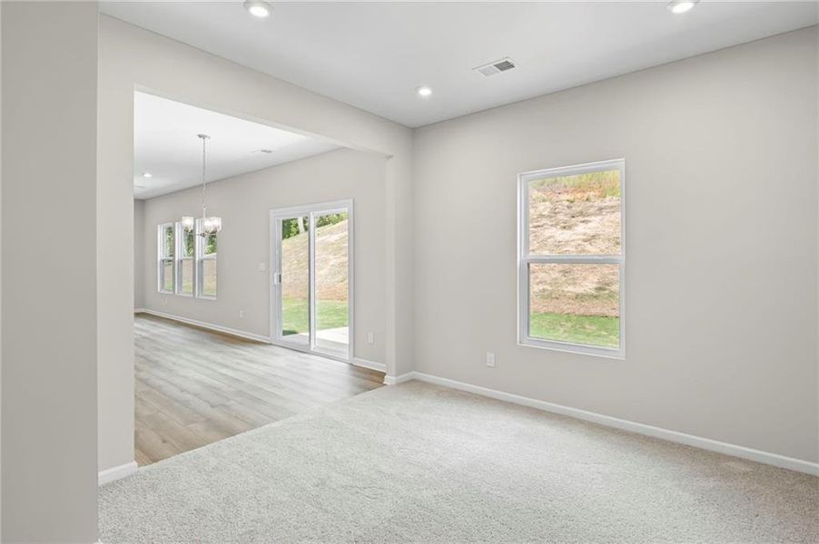 Spacious, unfurnished interior of a new home in Sage Woods, Dallas (Image 31). Spacious, unfurnished interior of a new home in Sage Woods, Dallas (Image 31).