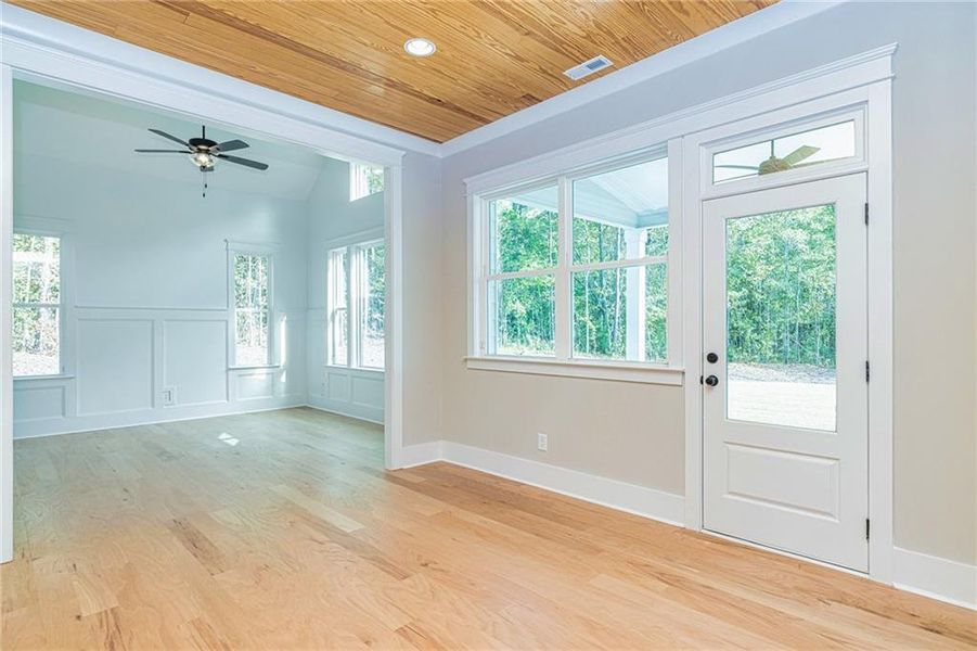 Spacious, unfurnished interior of a new home in Platinum Ridge, Sharpsburg (Image 26).