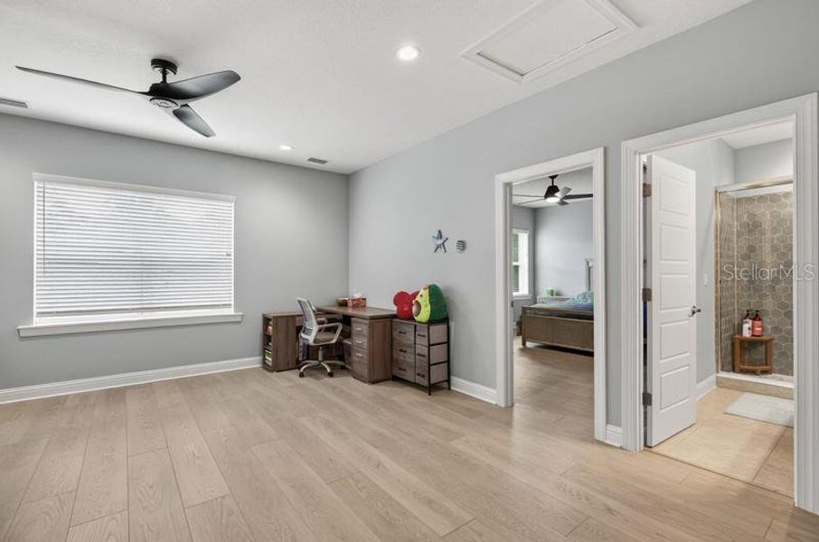 Image 74 of a home in .