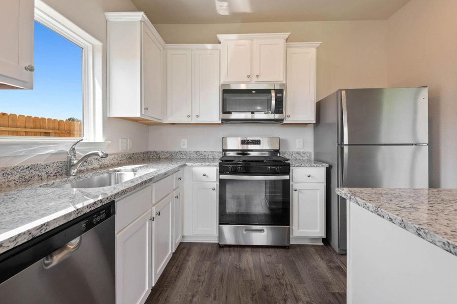 Furnished interior view inside a new home in Pinewood Trails, Cleveland (Image 8).