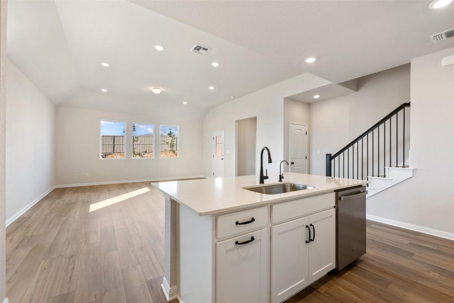 Representative images and renderings are for illustrative purposes. Actual structural options and design finishes of home may vary.