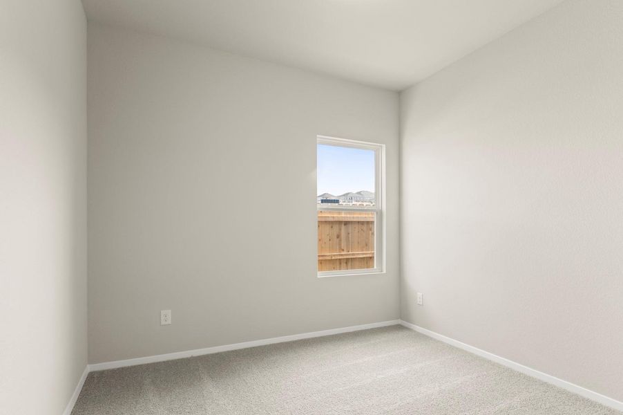 Spacious, unfurnished interior of a new home in Cloverleaf, Austin (Image 23).