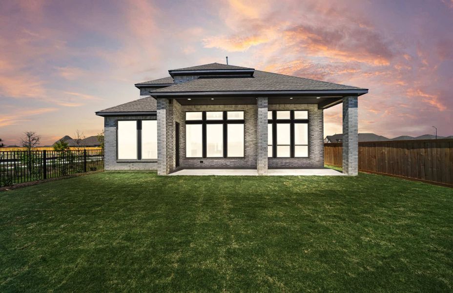 Representative exterior details of a home built from the 3054 by Ravenna Homes in The Highlands 55′, Porter (Image 26). Representative exterior details of a home built from the 3054 by Ravenna Homes in The Highlands 55′, Porter (Image 26).