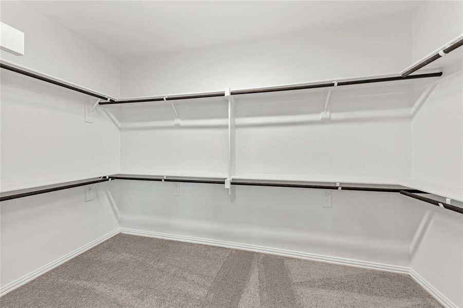 27 1634 Glacier  Closet