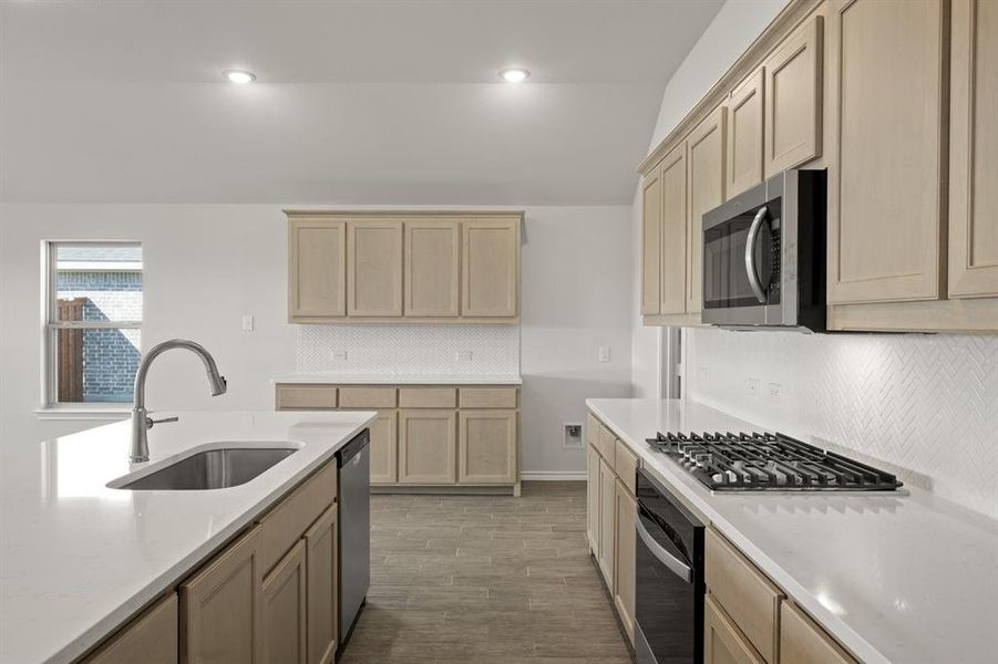 733 Scarlet Sage- Kitchen-4 733 Scarlet Sage- Kitchen-4