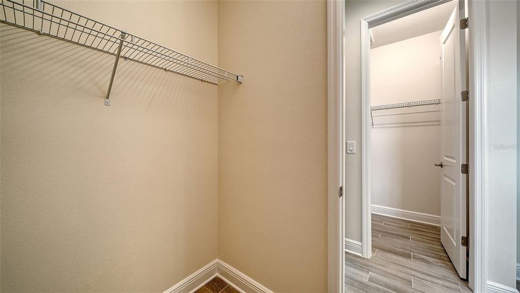 Spacious, unfurnished interior of a new home in Palm Grove, Lakewood Ranch (Image 19).