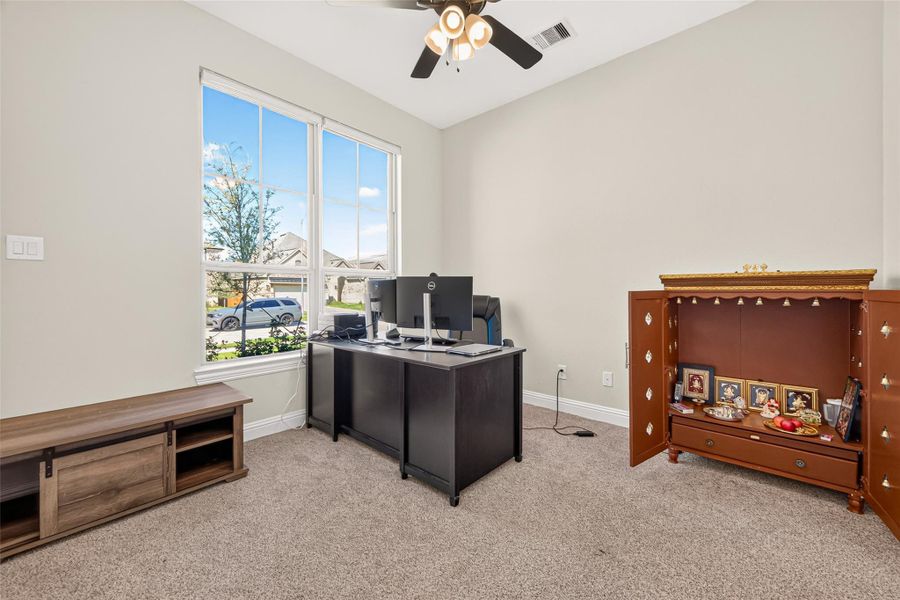 Furnished interior view inside a new home in , Katy (Image 47).