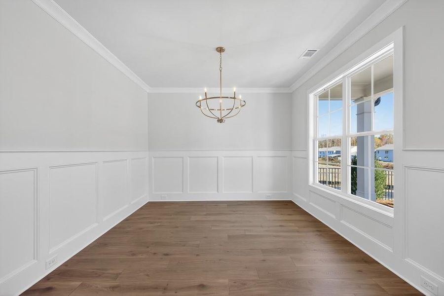 Spacious, unfurnished interior of a new home in Hemingway, Flowery Branch (Image 15).