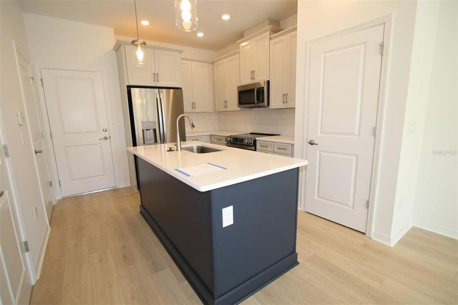 Furnished interior view inside a new home in , Orlando (Image 5).