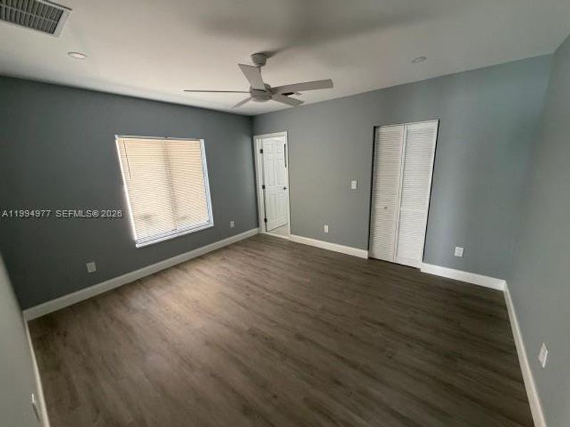 Spacious, unfurnished interior of a new home in , Hallandale Beach (Image 22).