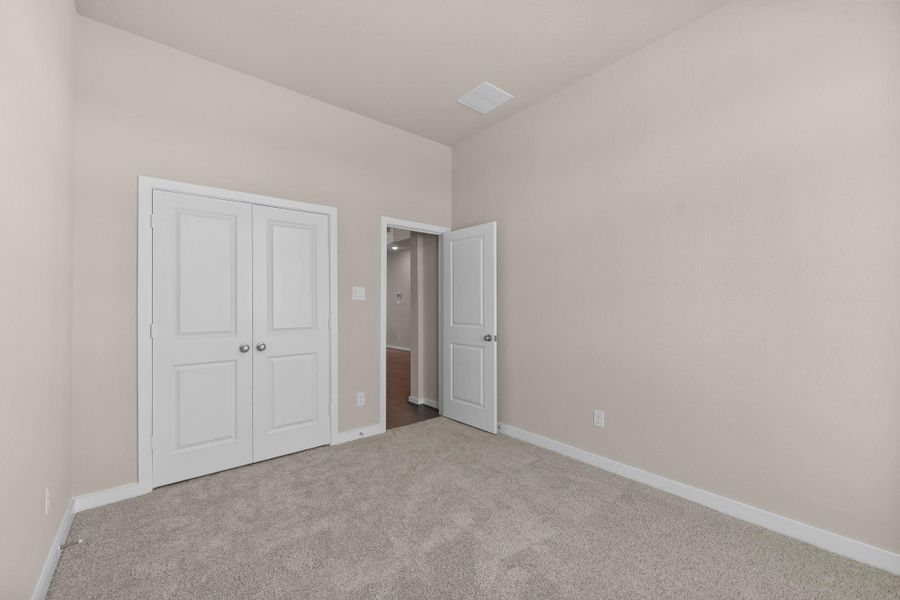 Spacious, unfurnished interior of a new home in Elyson 45' & 70', Katy (Image 18). Spacious, unfurnished interior of a new home in Elyson 45' & 70', Katy (Image 18).