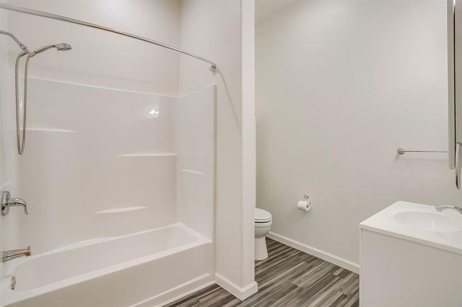 Furnished interior view inside a new home in , Mineral Wells (Image 6).