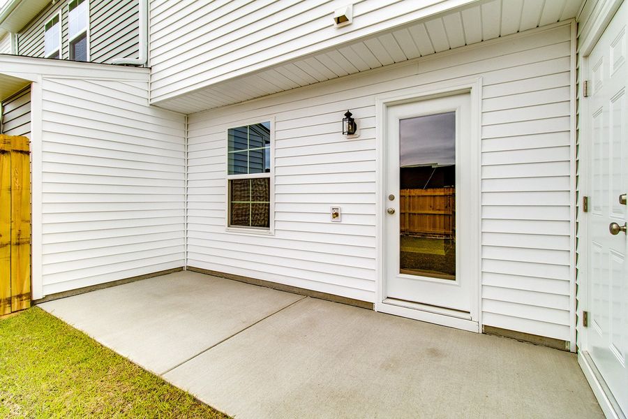 Exterior details and patio area of a home in Astoria, Columbia (Image 3).