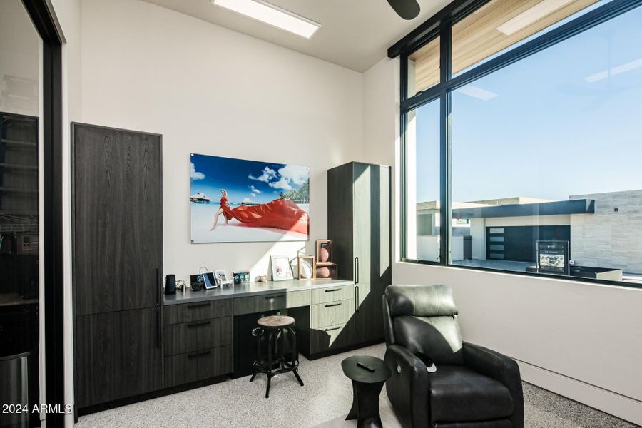 049_OFFICE 049_OFFICE