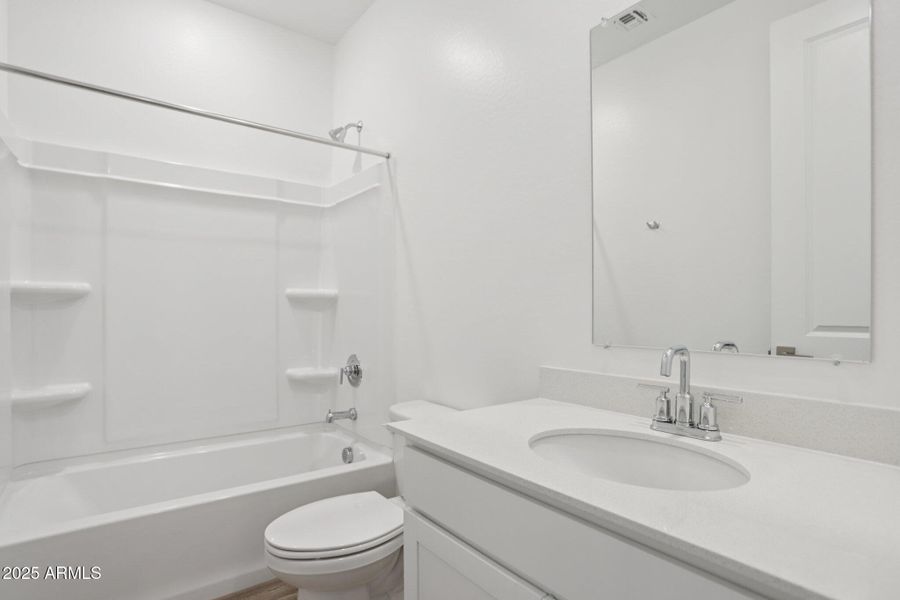 11-web-or-mls-W Camino de Oro-S2409-011