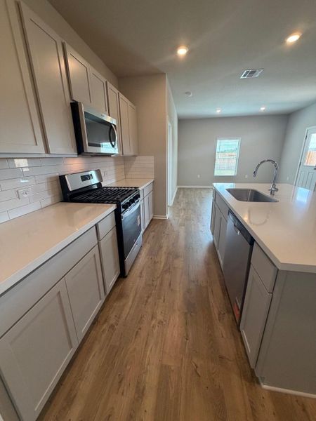 Beautiful details in Open Concept Kitchen