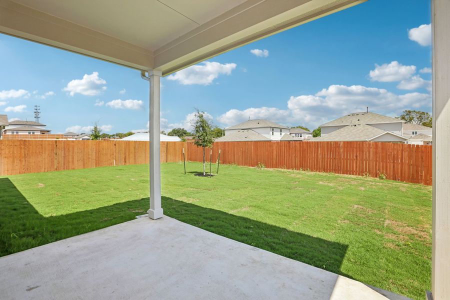 Exterior details and patio area of a home in Lisso, Pflugerville (Image 24).