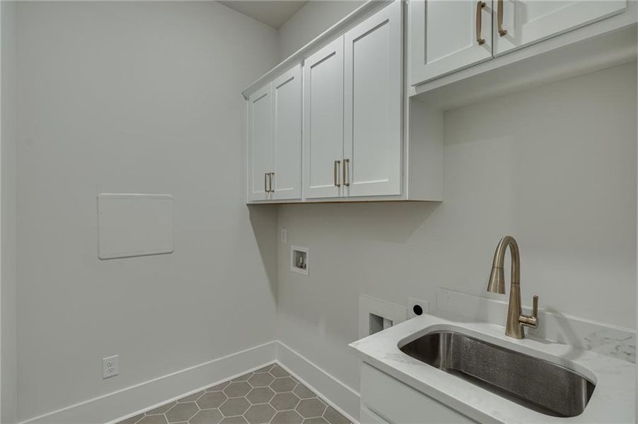 Image 47 of a home in .