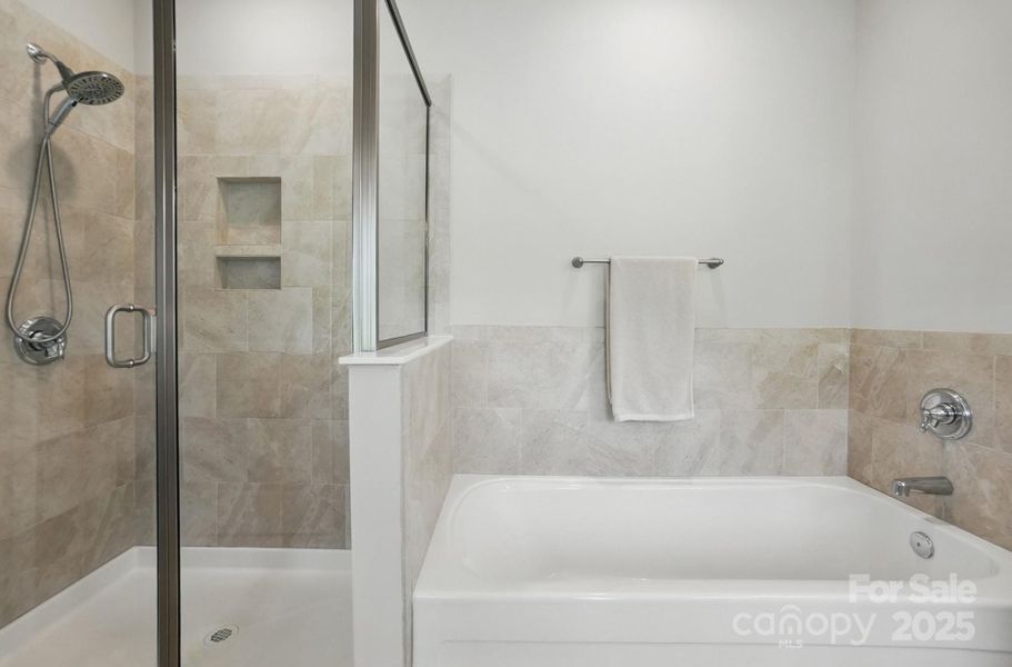 Image 43 of a home in .